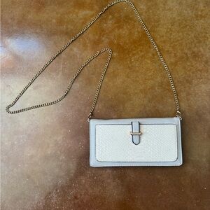 Elegant Cream Chain Strap Women's Bag